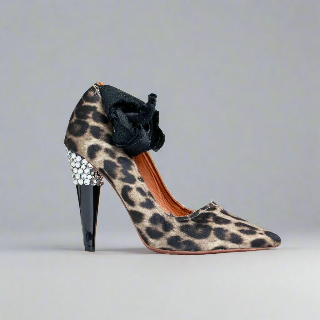 2010 LANVIN X H&M LEOPARD PRINT RIBBON RHINESTONE HEELED PUMPS