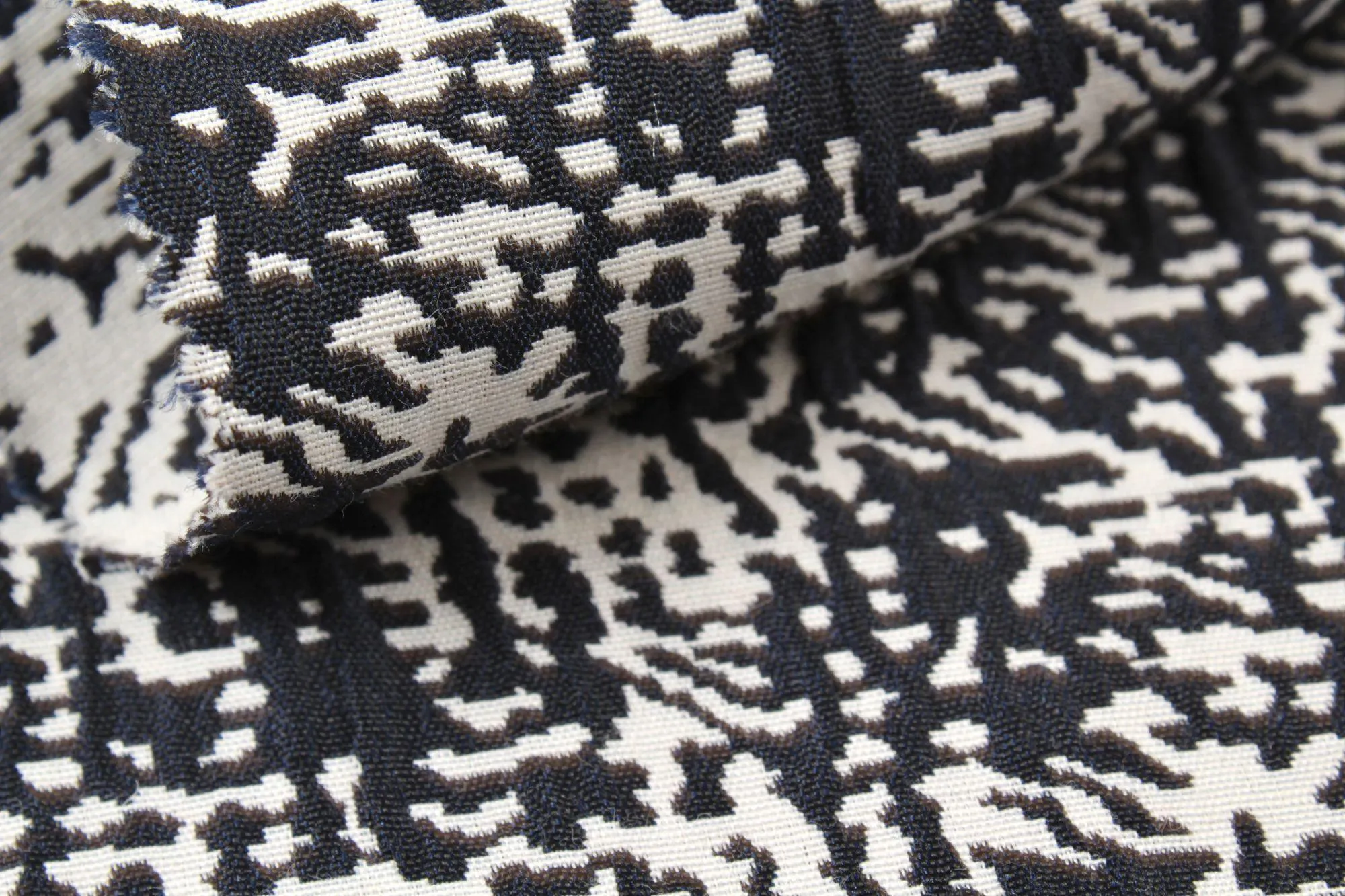 Abstract Bicolor Jacquard