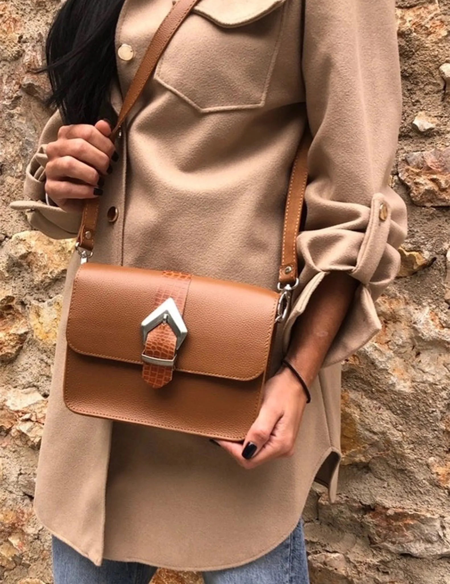 Corfu Brown Leather Buckle Purse